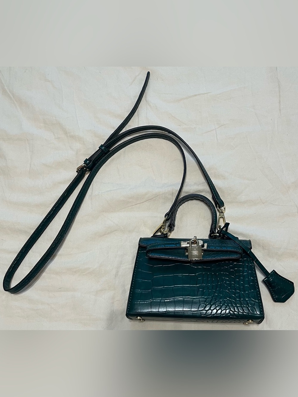 Princess Polly Emerald Green Croc-Embossed Top Handle Crossbody